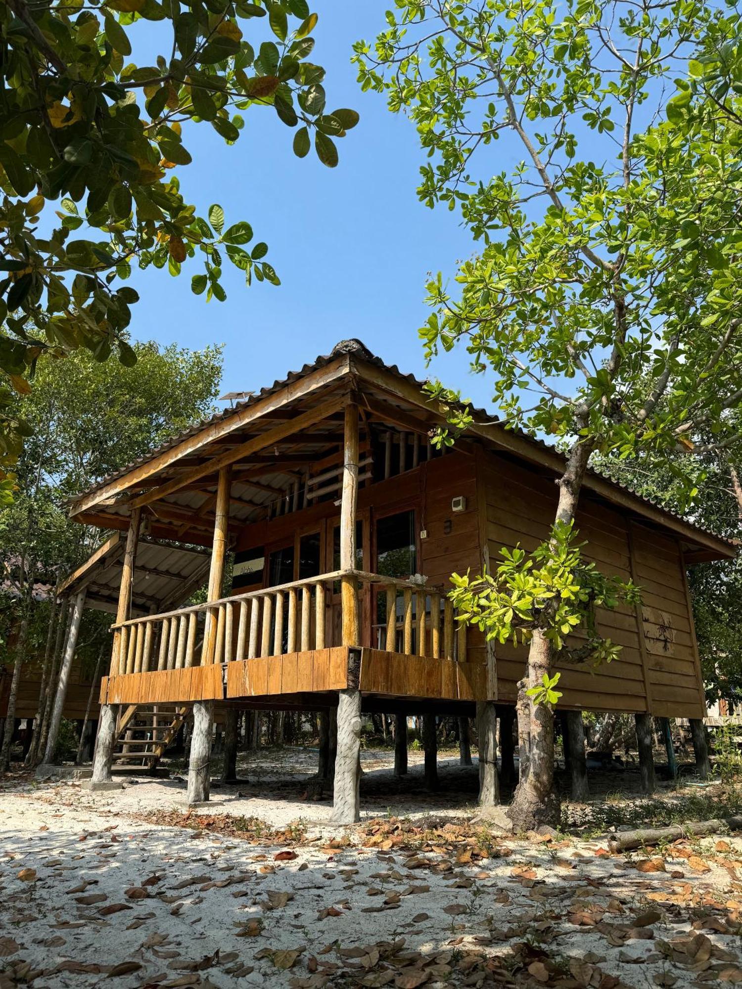 Auberge de jeunesse Rafikis à Koh Rong Extérieur photo